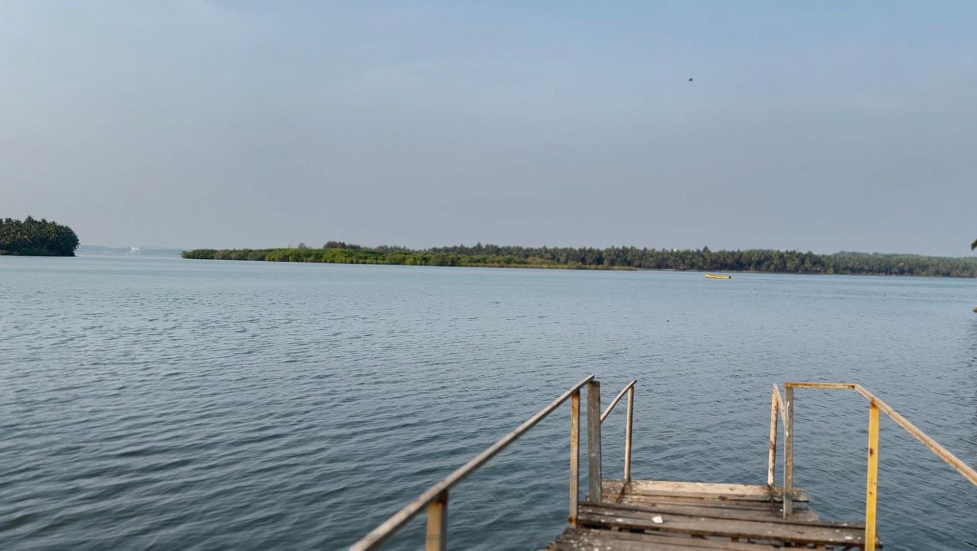 The Backwater Homestay Udupi Buitenkant foto